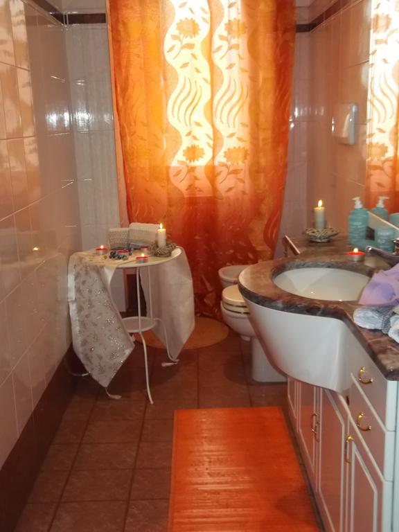 B&B Mary'S House Ciampino Bagian luar foto