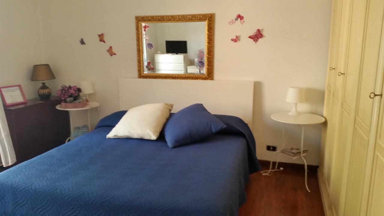 B&B Mary'S House Ciampino Bagian luar foto