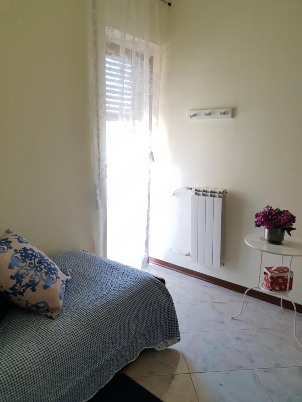 B&B Mary'S House Ciampino Bagian luar foto